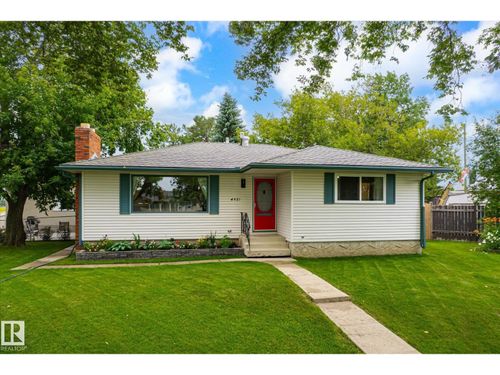 4921 47th Ave, Legal, AB, T0G | Card Image