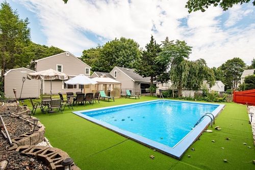 52 Burpee Rd, Swampscott, MA, 01907-1737 | Card Image