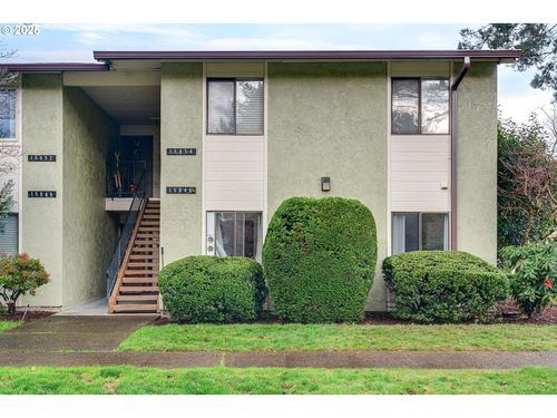 15946 Ne Fremont St, Portland, OR, 97230-5120 | Card Image