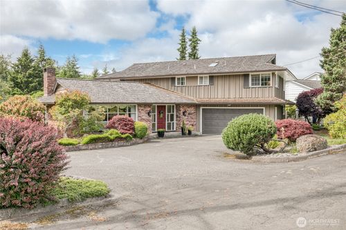 605 Lee Ave, Aberdeen, WA, 98520-1222 | Card Image