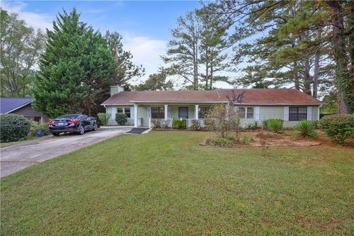 3501 Mustang Dr, Powder Springs, GA, 30127-2151 | Card Image