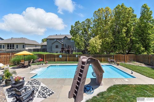 8127 S 105th St, La Vista, NE, 68128-5787 | Card Image