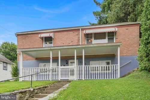 2230 Mckinley Ave, West Lawn, PA, 19609-2229 | Card Image