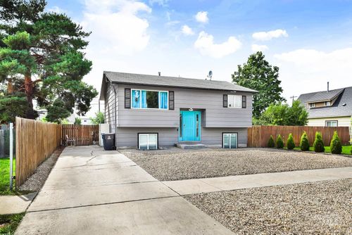 518 E Denver St, Caldwell, ID, 83605-3347 | Card Image