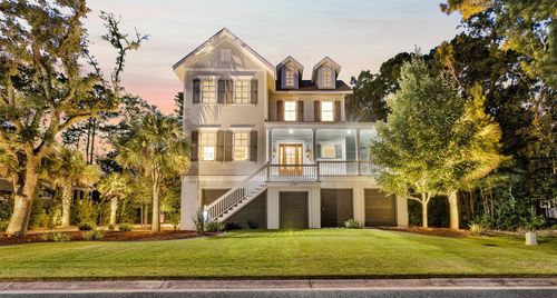 2295 Middlesex St, Mount Pleasant, SC, 29466-8384 | Card Image