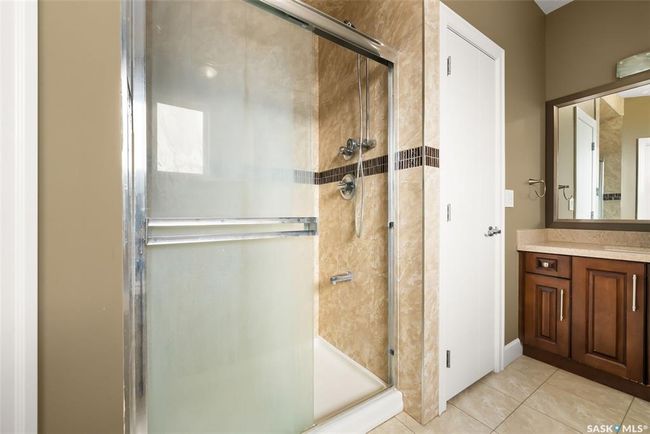 142 Rock Pointe Cres, House other with 8 bedrooms, 5 bathrooms and 6 parking in Pilot Butte SK | Image 19