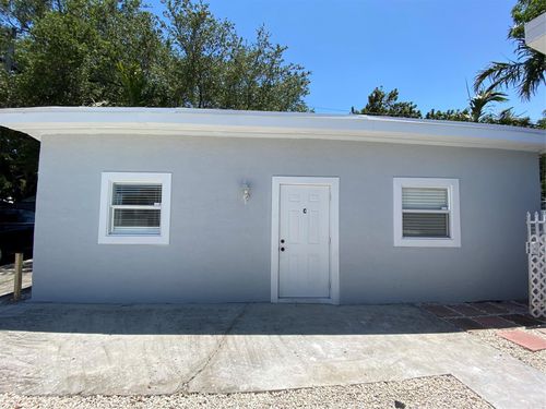 c-2250 Nw 103rd St, Miami, FL, 33147-1747 | Card Image