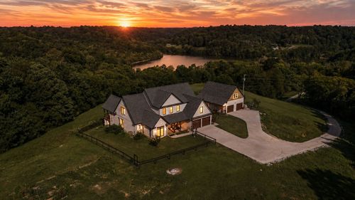 187 Harrison Ln, Manchester, TN, 37355-4406 | Card Image