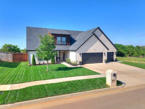 11817 Nw 108th Ter, Yukon, OK, 73099-9356 | Card Image