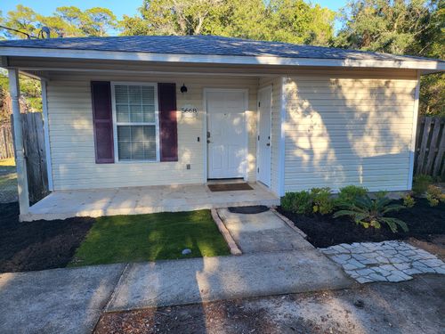 5668 Charter Cir, GULF BREEZE, FL, 32563-8660 | Card Image