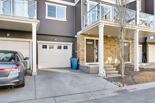 909 Skyview Ranch Grove Ne, Calgary, AB, T3N0R7 | Card Image