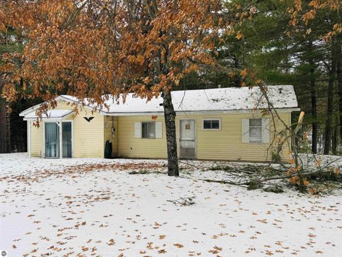 10986 Gillow Road Se, Fife Lake, MI, 49633 | Card Image