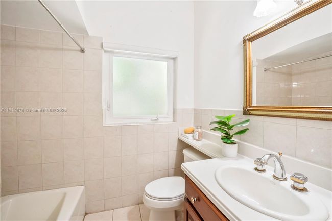 1015 Catalonia Ave, House other with 3 bedrooms, 3 bathrooms and null parking in Coral Gables FL | Image 25