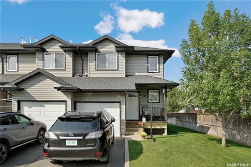 121-901 4th St S, Martensville, SK, S0K2T1 | Card Image