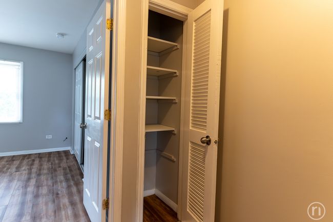 130 S Hale Ave, Townhouse with 2 bedrooms, 2 bathrooms and 2 parking in Bartlett IL | Image 13