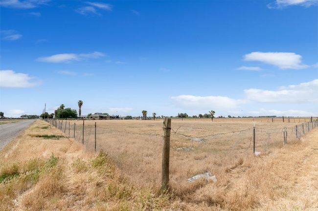 4306 Avenue 50, House other with 5 bedrooms, 0 bathrooms and null parking in Alpaugh CA | Image 36