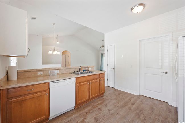 UNIT-7 - 50 Turning Stone Blvd, Condo with 3 bedrooms, 2 bathrooms and null parking in Murrells Inlet SC | Image 6