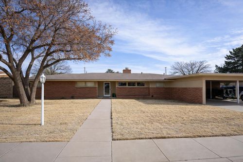 730 S 17th Street, Slaton, TX, 79364 | Card Image