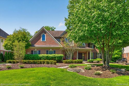 15639 Merion Ct, Northville, MI, 48168-8491 | Card Image