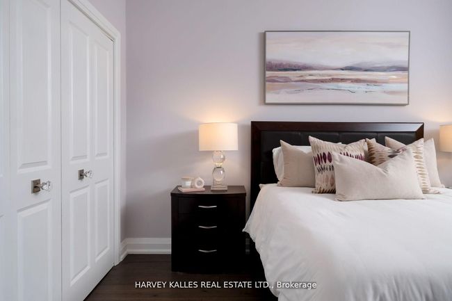65 Tiverton Ave, House other with 3 bedrooms, 2 bathrooms and 2 parking in Toronto ON | Image 25