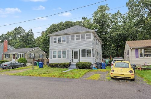 69 Hull St, Warwick, RI, 02888-4205 | Card Image