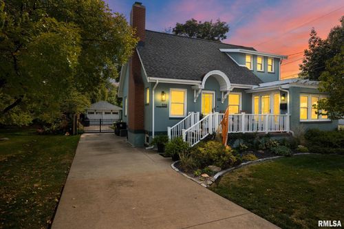 328 N 3rd Ave, Morton, IL, 61550-2180 | Card Image