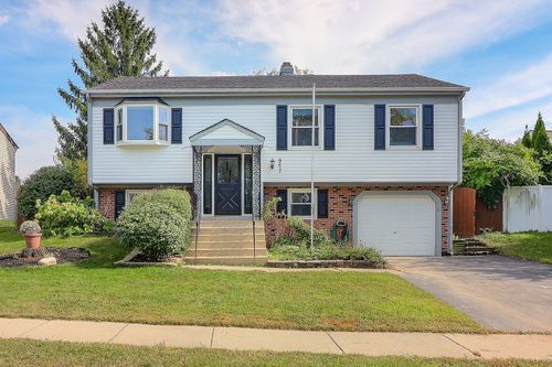 957 Grant St, Bartlett, IL, 60103-6540 | Card Image