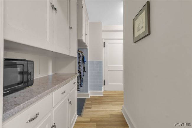 APT-6B - 33 Gates Cir, Condo with 2 bedrooms, 2 bathrooms and null parking in Buffalo NY | Image 23