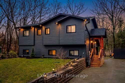 39 Becketts Sideroad, Waubaushene, ON, L0K2C0 | Card Image