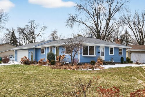 8328 Johnson Circle, Bloomington, MN, 55437 | Card Image