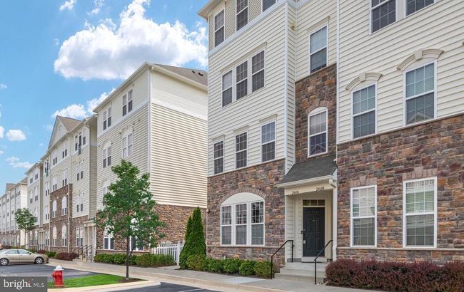 24686 Byrne Meadow Sq, Townhouse with 3 bedrooms, 3 bathrooms and null parking in ALDIE VA | Image 6