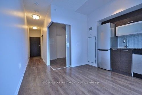 823e-36 Lisgar St, Toronto, ON, M6J0C7 | Card Image