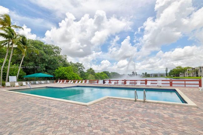 APT-101 - 9510 Seagrape Dr, Condo with 3 bedrooms, 2 bathrooms and null parking in Davie FL | Image 48
