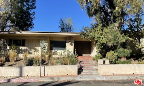 16643 Nanberry Rd, Encino, CA, 91436-3209 | Card Image