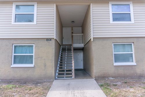 201-1909 Golden Glade Court, Tampa, FL, 33612 | Card Image