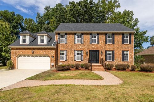 1521 Olde Mill Creek Dr, Suffolk, VA, 23434-2320 | Card Image