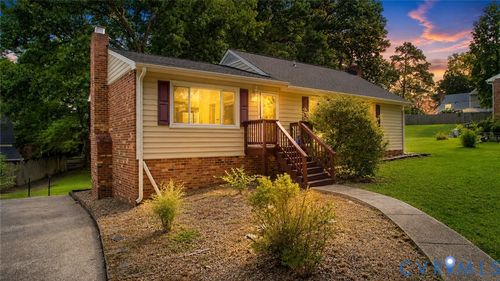 9018 Brucewood Dr, North Chesterfield, VA, 23235-5014 | Card Image