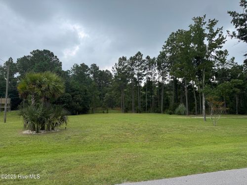 2325 Caracara Dr, New Bern, NC, 28560-6456 | Card Image
