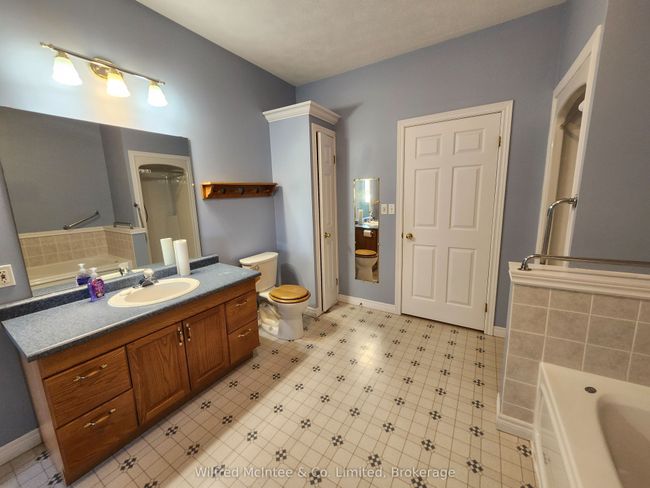 311 Martha St, House attached with 2 bedrooms, 2 bathrooms and 2 parking in Goderich ON | Image 11