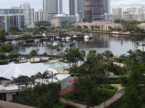 apt-817-600 Three Islands Blvd, Hallandale Beach, FL, 33009-7801 | Card Image