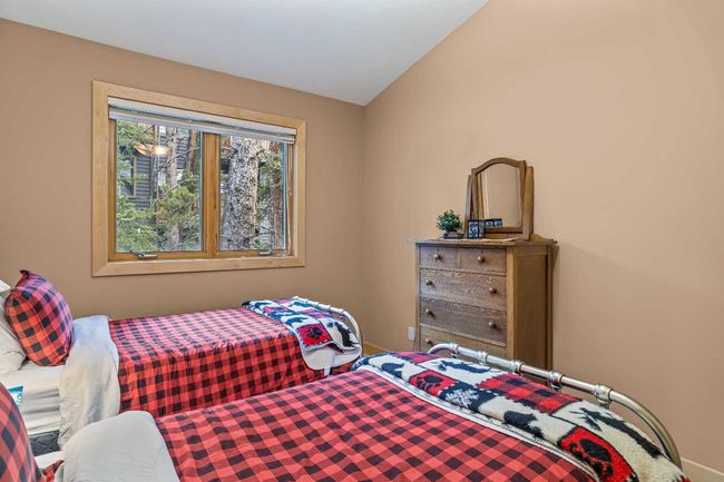 4 - 124 Silvertip Ridge, Home with 4 bedrooms, 3 bathrooms and 4 parking in Canmore AB | Image 24