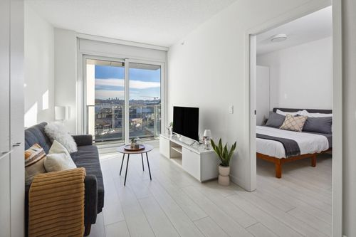 611-180 E 2nd Ave, Vancouver, BC, V5T0K4 | Card Image