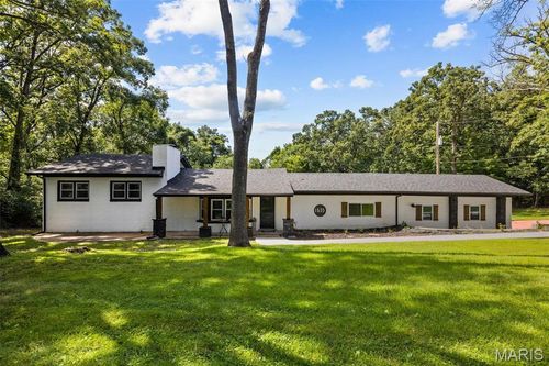 1655 Valley Park Rd, Fenton, MO, 63026-2146 | Card Image