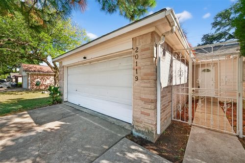 20119 Telegraph Square Ln, Katy, TX, 77449-3239 | Card Image