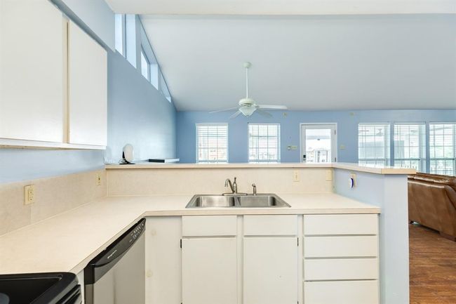 57 Marlin Ln, House other with 3 bedrooms, 4 bathrooms and null parking in Freeport TX | Image 31