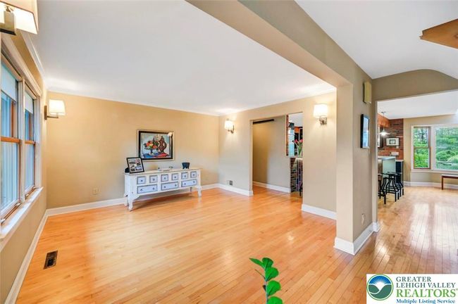 938 Meadow Cir, House other with 5 bedrooms, 5 bathrooms and null parking in BETHLEHEM PA | Image 11