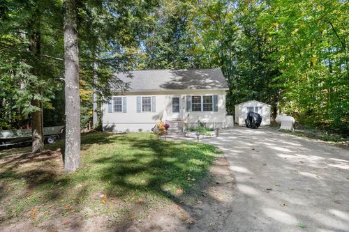 37 White Birch Road, Barnstead, NH, 03218 | Card Image