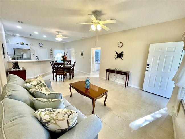 1431 Red Oak Ln, House other with 2 bedrooms, 2 bathrooms and null parking in PORT CHARLOTTE FL | Image 11