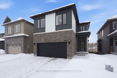 605 Enclave Lane, Rockland, ON, K4K0M8 | Card Image