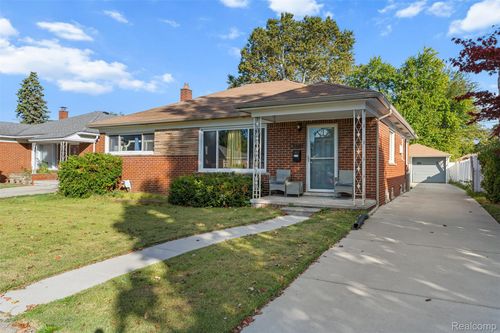 13340 Dartmouth St, Oak Park, MI, 48237-1636 | Card Image